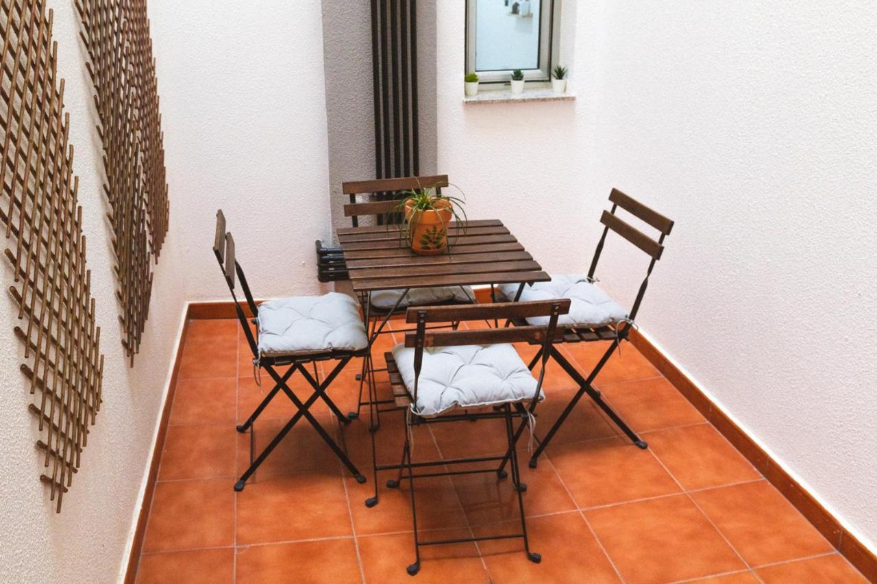 Apartment With A Patio In Las Canteras Las Palmas de Gran Canaria Exterior photo